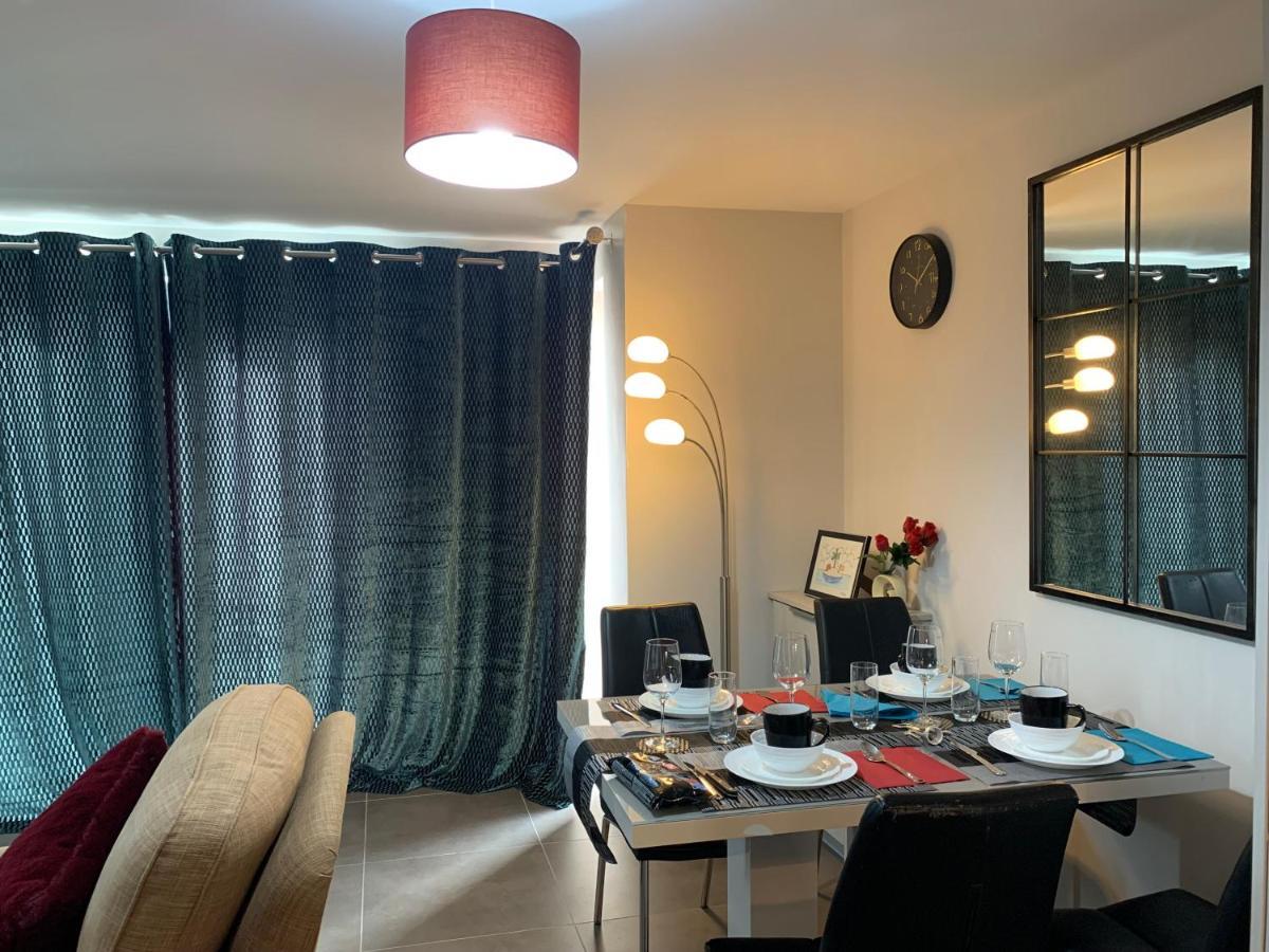 Aqua Dreams - Serviced Luxury Modern Belfast City Centre 2 Bed Apartment Ngoại thất bức ảnh