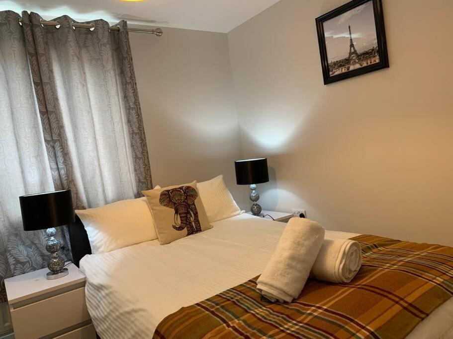 Aqua Dreams - Serviced Luxury Modern Belfast City Centre 2 Bed Apartment Ngoại thất bức ảnh