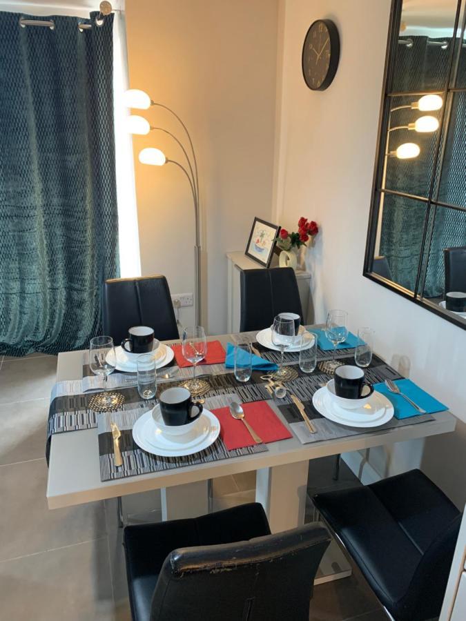 Aqua Dreams - Serviced Luxury Modern Belfast City Centre 2 Bed Apartment Ngoại thất bức ảnh