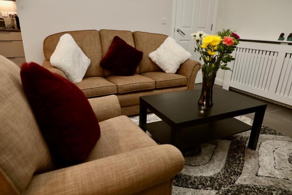 Aqua Dreams - Serviced Luxury Modern Belfast City Centre 2 Bed Apartment Ngoại thất bức ảnh